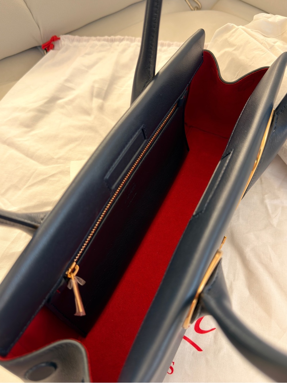 Christian Louboutin Venus Shoulder Bag in Navy RETAILS $2350 CURRENT SEASON - Picture 9 of 10